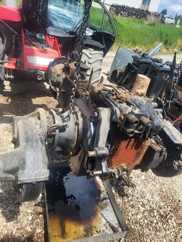 ponúkam zetor 7340 na náhradné diely - 12