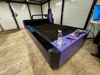 Vláknový laser na řezání kovů - HellRaiser CUT F3 3kW Raycus - 12