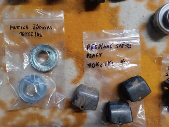 Přepínač svetel Jawa,patice,kontrolka,relátko,stadion - 12