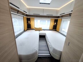 Obytný přívěs Fendt Apero 495 SG nový skladem - 12