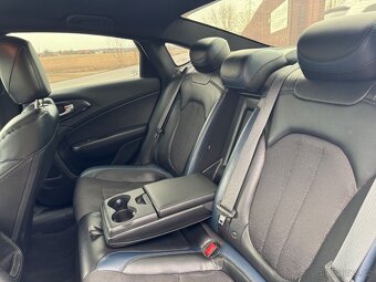 Chrysler 200S Limited 2,4 Kůže Klima 2015 - 12