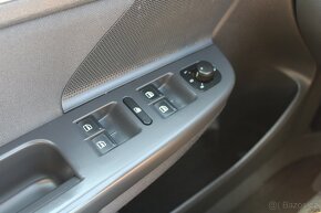 Volkswagen Golf 1,6 MPI LPG,KLIMATIZACE,2008 - 12
