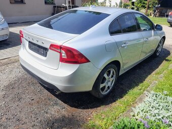 Volvo S60 3.0 T6 AWD 224 kw ,  150 420 km, první majitel - 12