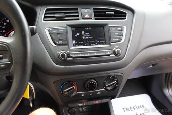 Hyundai i20 1. majitel - 12