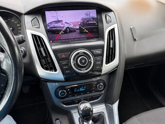 Ford Focus 1.6 EB 110kw TOP VÝBAVA - 12