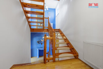 Prodej rodinného domu, 354 m², Dalovice, ul. V Břízkách - 12