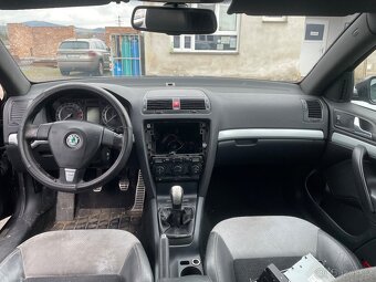 Škoda Octavia II VRS na díly. - 12