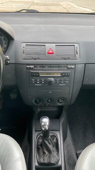 Škoda Fabia 1 Celebration - 1.4 16V - 55kW - 12