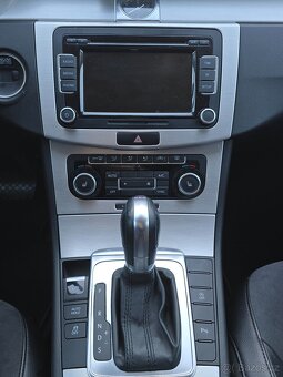 Volkswagen Passat B7 2.0 TDI  DSG 125 kW - 12