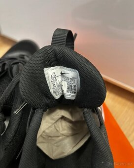 NOVÉ sportovní boty Nike Cosmic Runner vel. 39 - 12