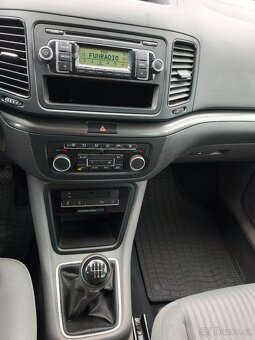Seat Alhambra 2,0 TDi rok 2011 7míst - 12