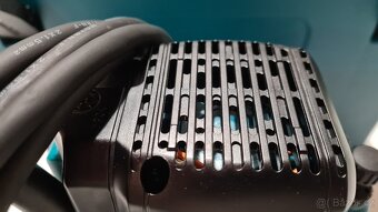Horní frézka s regulací Makita RP2303FCX 2100W - 12