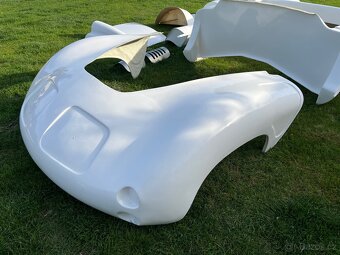 Karoserie Porsche 718 RSK - 12