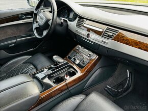 Audi A8 sedan - 12