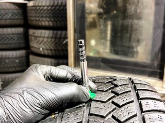 Originál kola VW 5x120 R16, pneu 215/65 R16 98H DOT2618 - 12