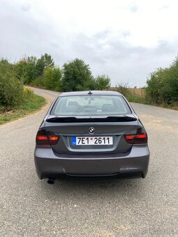 Bmw e90 320i - 12