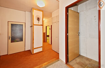 Prostorný byt 3 + 1 s plochou 93 m² ve Dvoře Králové nad Lab - 12
