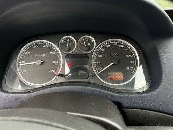 PEUGEOT 307 - PANORAMA, TAŽNÉ, 6míst - 12