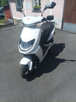 Prodám elektro skútra YADEA T2 - 12