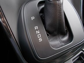 FORD Kuga 4x4 1.5 EcoBoost 134kW automat TITANIUM - 12