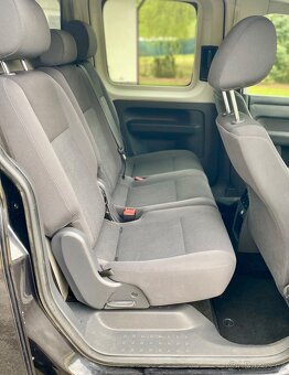 VOLKSWAGEN CADDY MAXI 2.0 TDI CR 103KW 6 RÝCHLOSTNÝ - 12