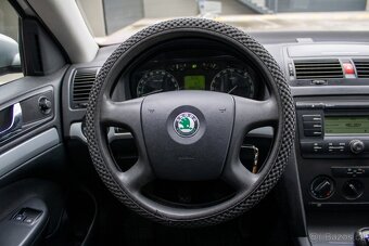 Škoda Octavia 1.6 MPI Ambiente - 12