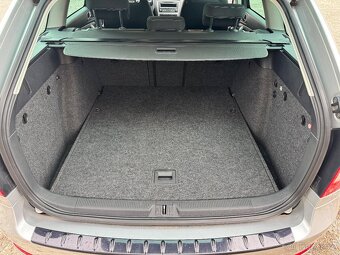 ŠKODA OCTAVIA II FL COMBI 1.4 TSI ELEGANCE TOP STAV - 12