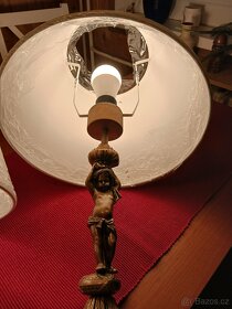 Dvě starožitné mosazné lampy s andělíčky - 12
