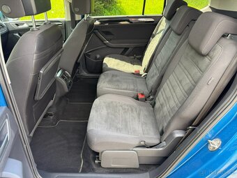 VW Touran Highline 2.0TDi manuál 110kw m.ř.2021 - 12