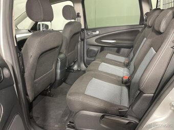 Ford S Max 2,0TDCi-103kw-Titanium-1.maj-prav.servis - 12