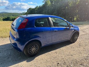 Fiat Grande Punto 1.4 i - 12