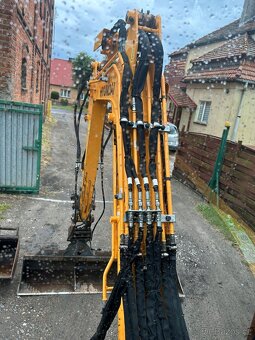 Hyundai 25-9Zak Minibagr 2.8T + 3x lžíce - 12
