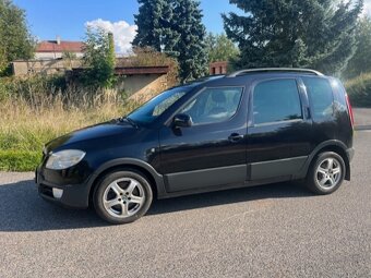 Škoda Roomster scout 1.6i 16V - 12
