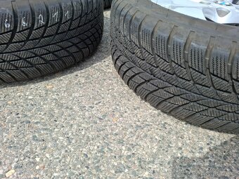 Original ZIMNÍ zánovní sada 17" BMW X1 style 564 - 12