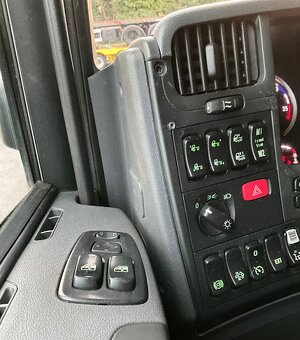 Scania G450 8x2 - valník s hydraulickou rukou HIAB - 12