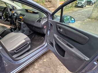 Citroën C4 1.4I16V - 12