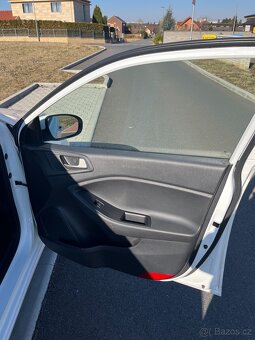 Hyundai i20 1.2 5MT - 12