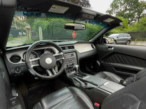 Ford Mustang 3.7 V6 227 kW cabrio - 12