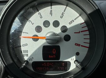 Prodám Mini Countryman 1.6i R60, výroba 8/2011 - 12