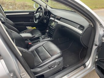 Škoda superb II 3,6 FSI - 12