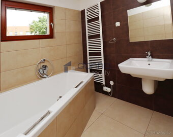 Pronájem bytu 2+kk, 68m2 + terasa 27m2, ul. Jitravská, Praha - 12