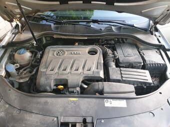 Volkswagen Passat kombi 2.0 TDI DSG Bi-XEN NAVI,Taž.zařízení - 12