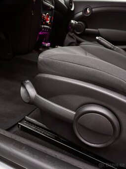 Mini Cooper 2013 1,6benzín/ 90kw - 12