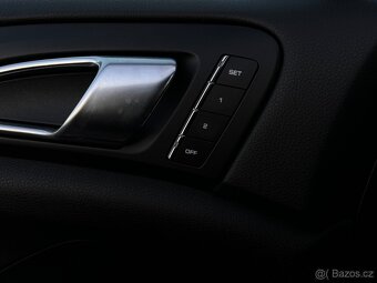 PORSCHE CAYENNE rok 2011 - 12
