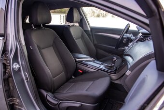 Hyundai i40 CW 1.7CRDi Business A/T - 12