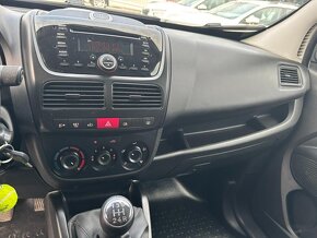 Opel Combo 1.3 CDTI 66 kW r.v.2016 - 12