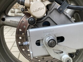 Honda CB 600F Hornet - 12