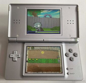 Nintendo DS Lite Metallic Silver + 8gb - 12