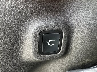 Jeep Compass 4xe plug in hybrid 177kw/panorama/kamera/LED - 12