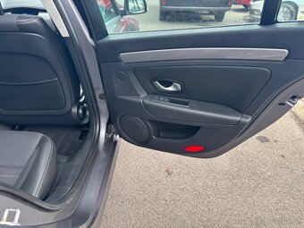 Renault Laguna III - 12